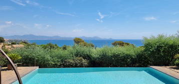 Les Issambres, Villa avec piscine et superbe vue mer panoramique