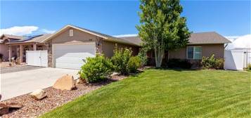 2856 Fenel Ave, Grand Junction, CO 81501