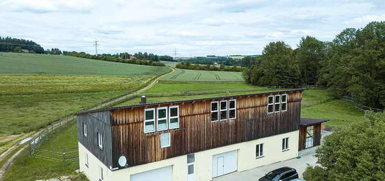 Wohnhaus & Grünfläche von 23.392m² mit großer Weide und Baugenehmigung für Schwimmteich und Carport