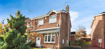 3 bed semi-detached house for sale