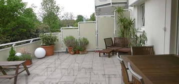 °°° URLAUB AUF DER TERRASSE °°° Sensationelle 2-Zi. Whg. mit EBK & XXL-Terrasse in Ginnheim