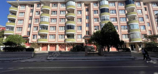 ŞÜKRÜPAŞA MUHTARLIĞI YAKINI KİRALIK 3+1 DAİRE