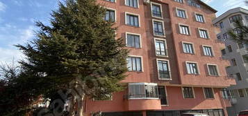 Sahibinden //EŞREFHOCA CAD. EREN APT 4+1 200 m2 Ara kat