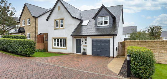 4 bed detached house for sale