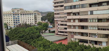 Piso en avenida De Carlos Haya, Carranque - Haza Cuevas, Málaga