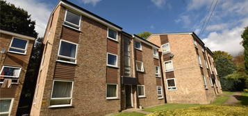 Flat for sale in Grosvenor Park Gardens, Leeds, West Yorkshire LS6