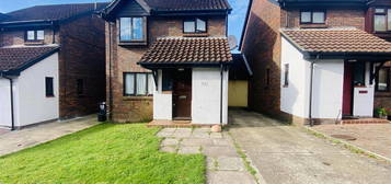 3 bed detached house for sale