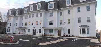 92 Drs James Parker Blvd #408, Red Bank, NJ 07701