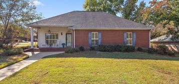 170 Trace Ridge Dr, Ridgeland, MS 39157