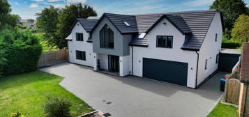 5 bedroom detached house for sale