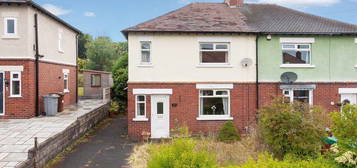 3 bed semi-detached house for sale