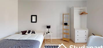 Studio meublé  à louer, 1 pièce, 8 m², Étage 1/–