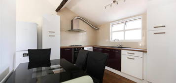 Flat to rent in Westgate Road, Newcastle Upon Tyne NE4