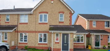 3 bed semi-detached house for sale