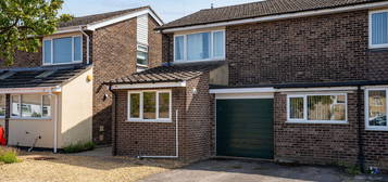 3 bed semi-detached house for sale