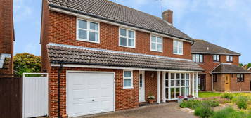 4 bed detached house for sale