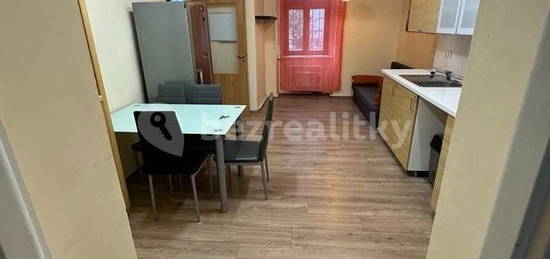 Byt 1+1, 44 m², U Uranie, Praha