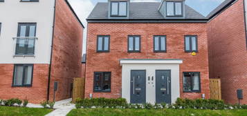 2 bedroom semi-detached house