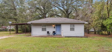 1306 Jordan Ave, Lufkin, TX 75904