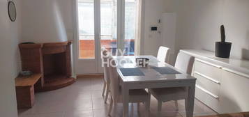 Appartement  à louer, 3 pièces, 2 chambres, 54 m²