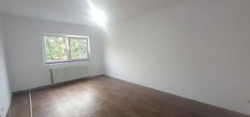 Bogdan Voda - la intrare din bd. Traian, apartament 2 camere!