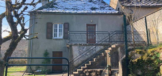 Maison à louer st-Etienne de Chomeil