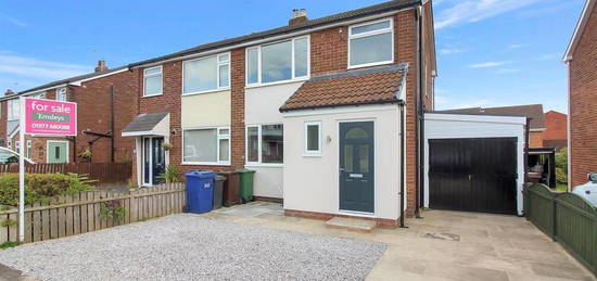 3 bedroom semi-detached house for sale