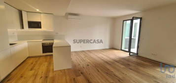 Apartamento T2 em Algés, Linda-a-Velha e Cruz Quebrada-Dafundo de 105,00 m²