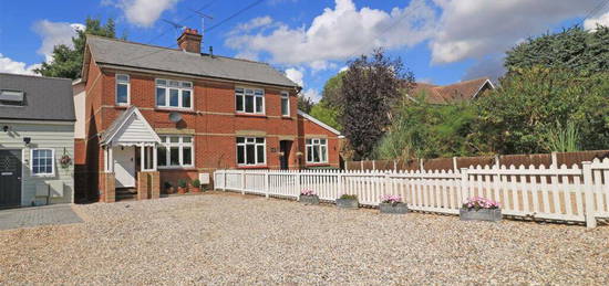 3 bedroom semi-detached house