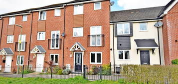 5 bedroom terraced house