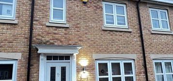 3 bedroom terraced house to rent