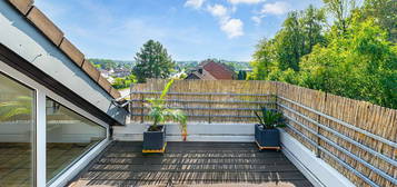 Attraktive Eigentumswohnung mit Garage und Stellplatz - Fernblick inklusive!