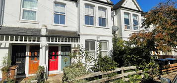 Flat to rent in Clarendon Road, Colliers Wood, London SW19