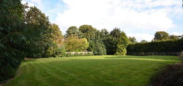 Flat for sale in Pinewood House, Epsom Road, Christchurch GU1