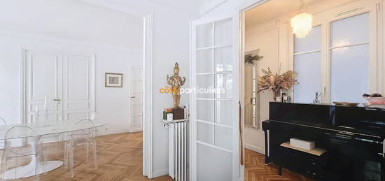 Appartement meublé  à louer, 7 pièces, 4 chambres, 142 m²