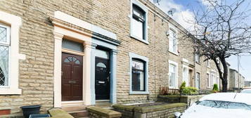 3 bed terraced house to rent