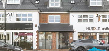 Flat for sale in High Street, Barnet EN5