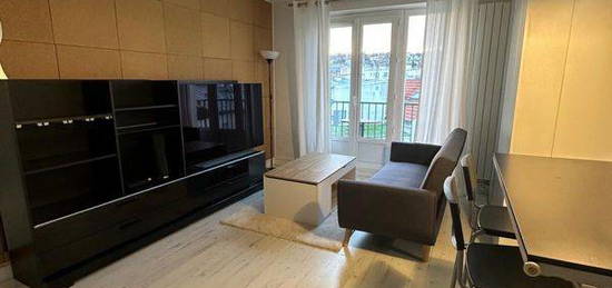 Location appartement meublé 33m2 Issy-les-Moulineaux