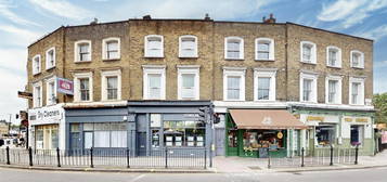 Maisonette for sale in St. Pauls Road, London N1