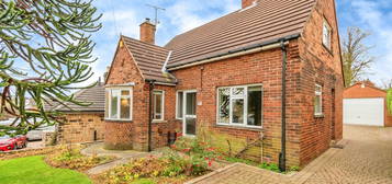 3 bed detached house for sale