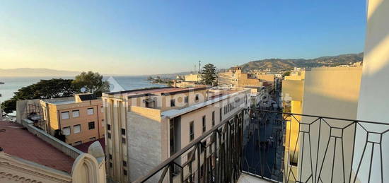 Bilocale corso Giuseppe Garibaldi 191, Centro Storico, Reggio Calabria