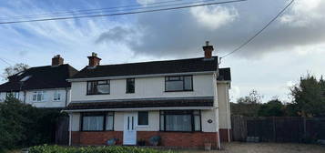 5 bedroom detached house to rent