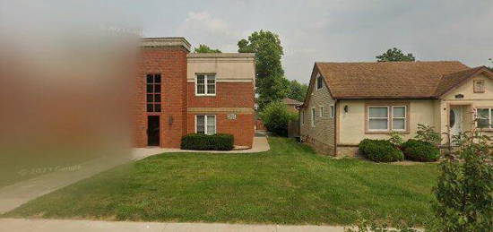 210 N Martin St, Muncie, IN 47303