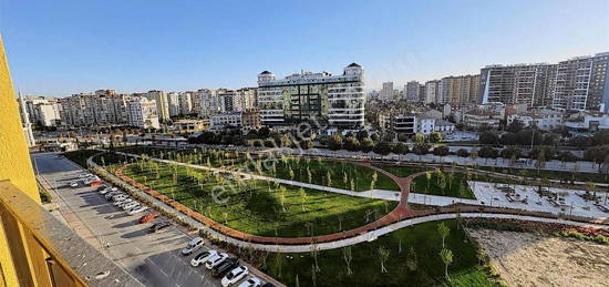 SARAYLI'DAN EFKCAN PARKI DESTANBULPARK KRALIK SIFIR LKS 4+1