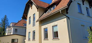 Jugendstil-Villa mit Garten und Garage