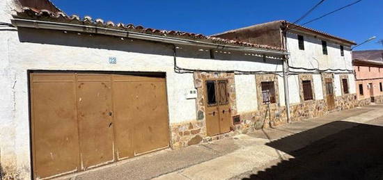 Casa de pueblo en venta en calle Zurbarán, 27