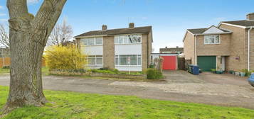 3 bed semi-detached house for sale