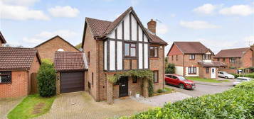 3 bed detached house for sale