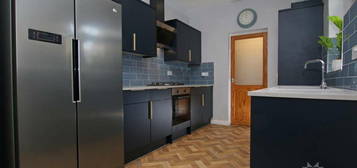 4 bedroom terraced house