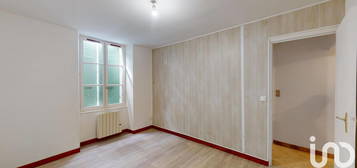 Appartement  à louer, 3 pièces, 2 chambres, 49 m²